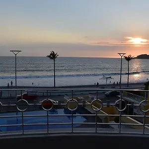  Apartamento Departamento En Torre Miramar, Malecon De